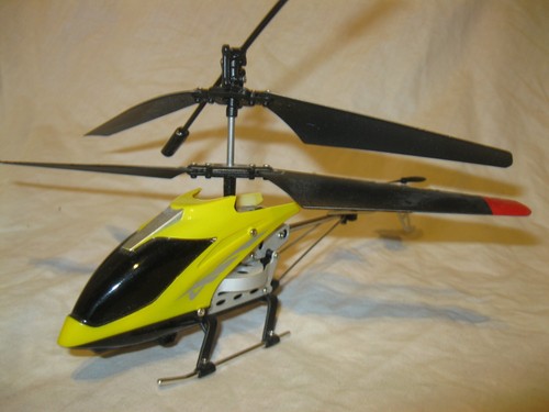 EN L'ETAT Ancien HELICOPTERE INTERCEPTOR RC REVELL CONTROL 23817 + 1 AUTRE JAUNE - Photo 21/24