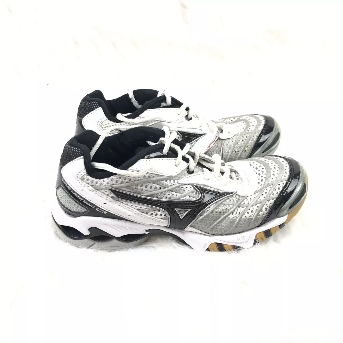 Mizuno womens wave lightning 6 sales