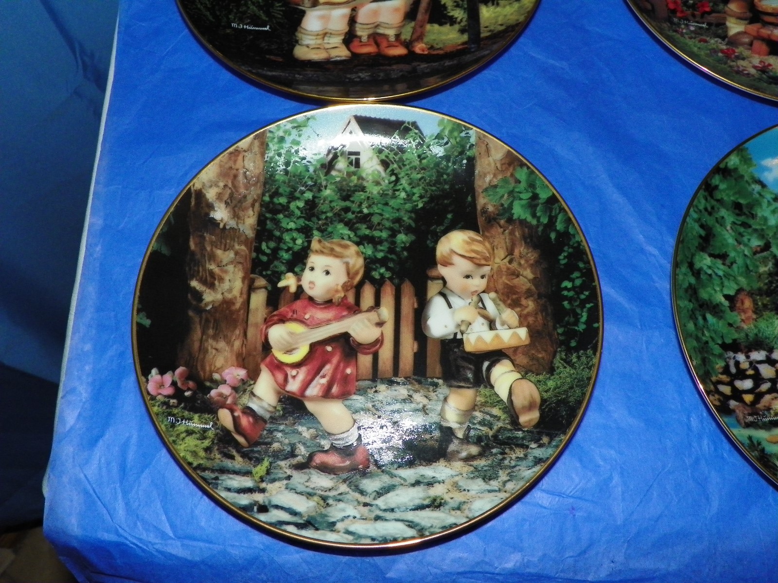 MJ HUMMEL PLATES SET OF 4 SQUEAKY CLEAN, PRIVATE PARADE, HELLO DOWN