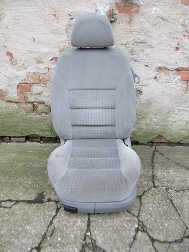 Sitz Fahrersitz Klappbar Sitzheizung Airbag VW Golf IV Bj.2000.