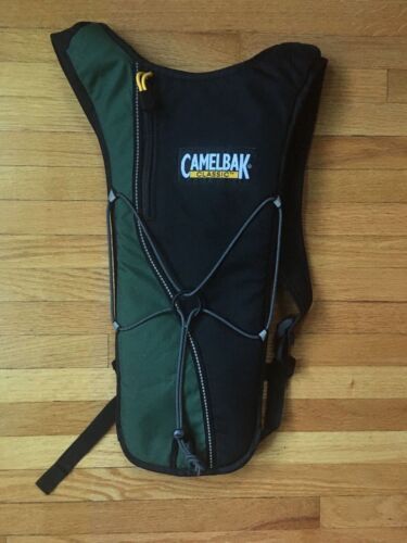 Camelbak-Maximum Gear-Transformer-Black Hydration Backpack w