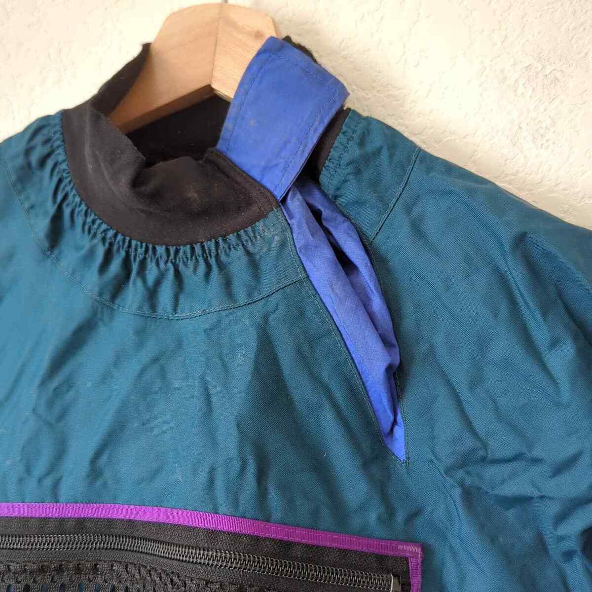 Patagonia Vintage Mock Neck Rain Jacket Cycling Nylon Front Patagonia Vintage Mock Neck Rain Jacket Cycling Nylon Front