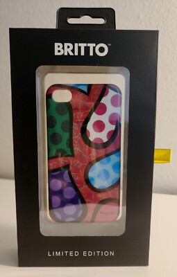 Romero Britto Hard Plastic 8-pc Case  Apple Iphone 4/4S Limited Edition Hearts 