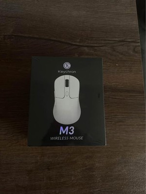 Keychron M3 Wireless Mouse White ( the box is opened)