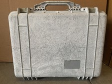 Pelican 1520 Protector Case  19.8  15.8  7.4"  Storm iM2400 Equiv