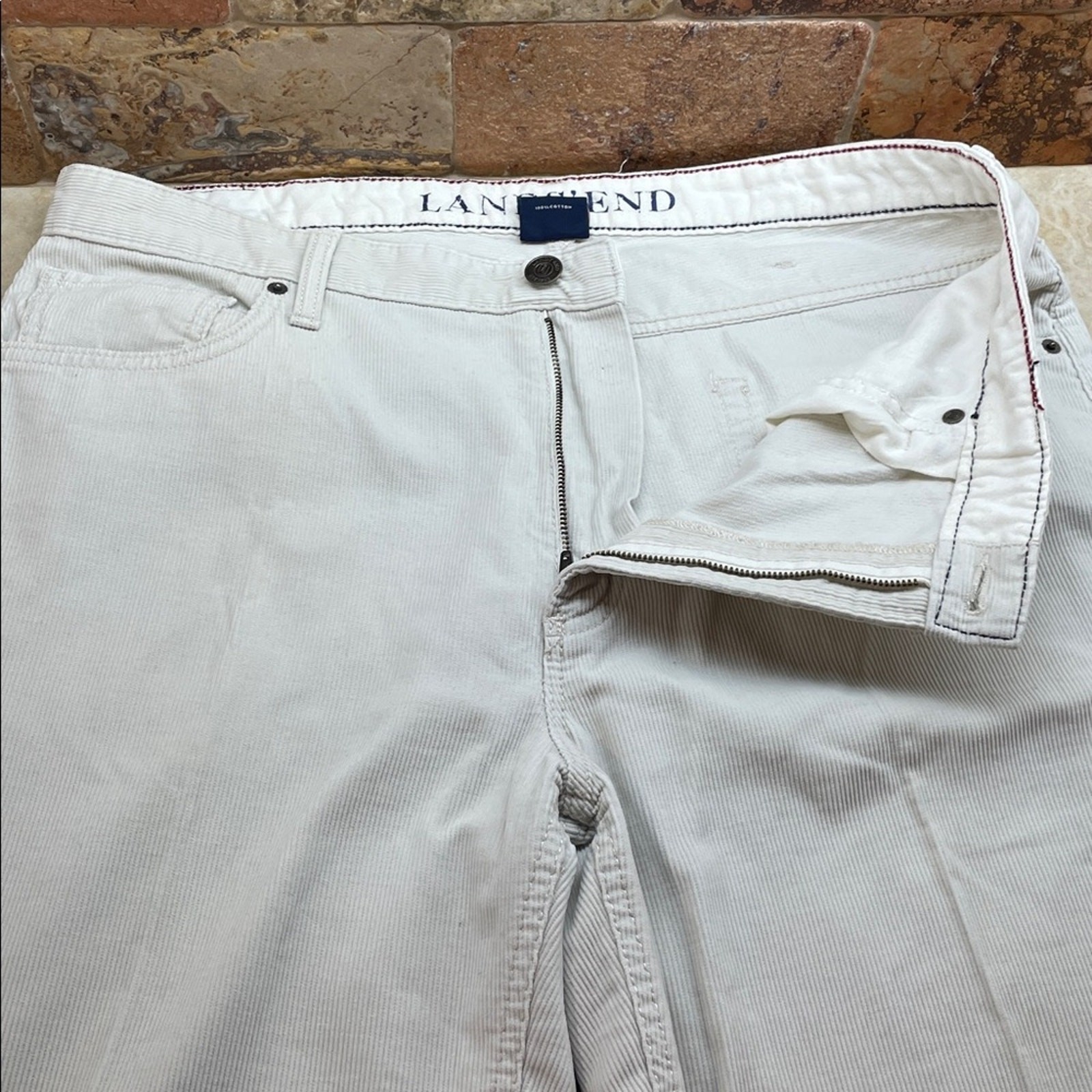 Lands’ End Men’s 36 Corduroy Pants Relaxed Fit Slightly Tapered Leg 100% Cotton