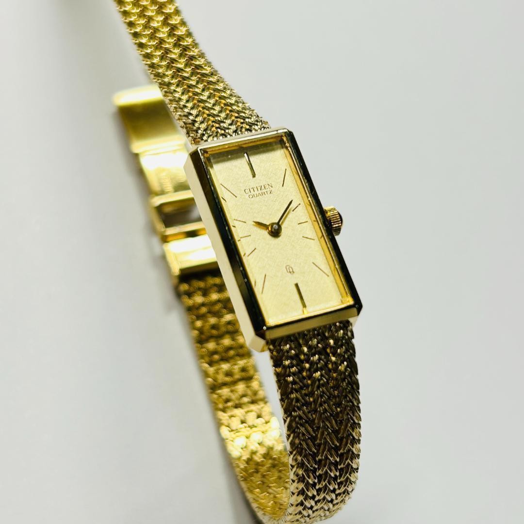 Citizen 1981 Quartz Rectangular Wristwatch Gold T… - image 2