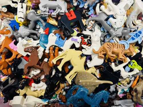 Lot Of 10 Ounces Random Lego Animal Horse Rat Rabbit Dog Cat Camel Snake - Picture 1 of 5