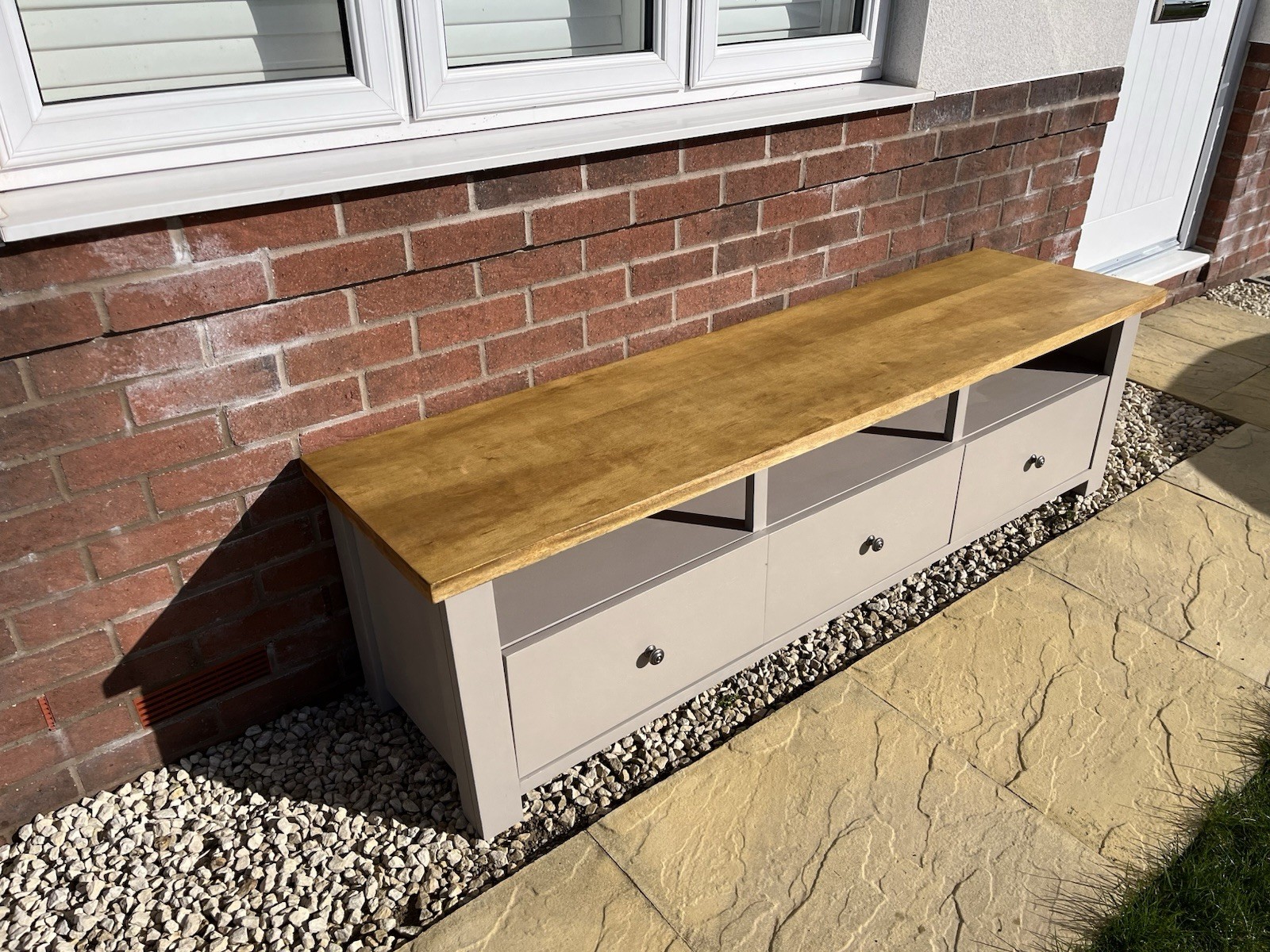 Cotswold Company TV Unit