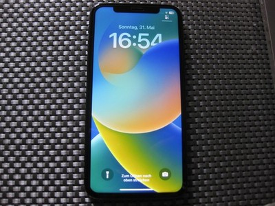 Apple iPhone X - 64GB - Space Grau (Ohne Simlock)---Akku 95%