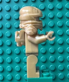 Lego Ninjago Lloyd Minifigure Golden Ninja Final Battle 70503 njo0073