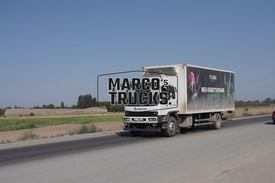 LKW Foto Isuzu FVR Kühltransporter Kirgisistan weiß FORESTER FLASH #w2ug