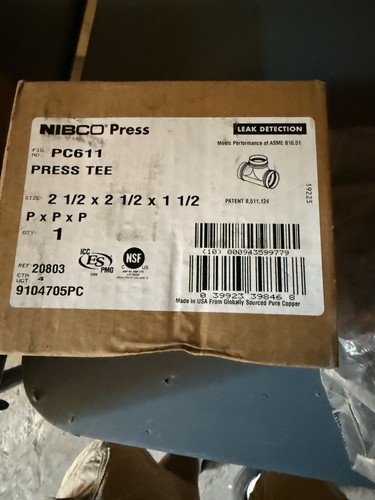 NIBCO 9104705PC PC611 2-1/2" x 2-1/2" x 1-1/2" Tee Wrot Copper NEW in Box