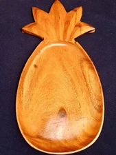 Alii Woods Honolulu Wooden Pineapple Serving Tray  19”