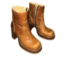 VTG DESTROY Boots Women Size 7/7.5 Amazing Co...