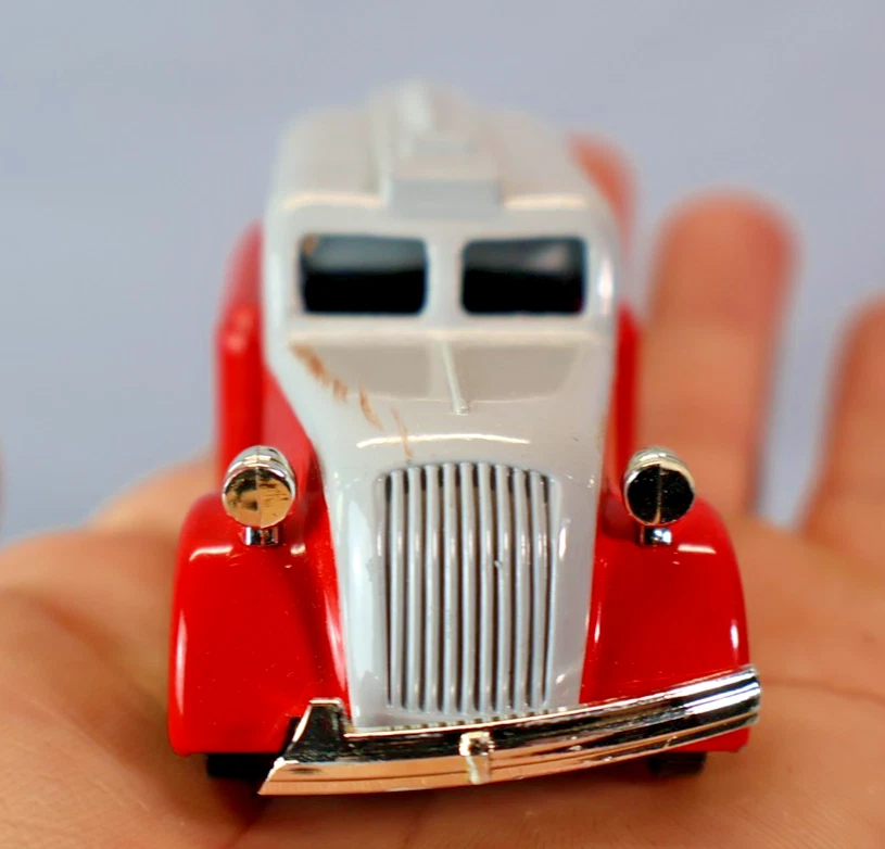 Camión cisterna de aceite estándar Lledo de colección fundido a presión hecho en Inglaterra Chevron Nº 15 Foto 4 de 4