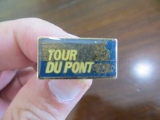 Tour Dupont Dupont advertising bike race racing collectible souvenir  lapel pin