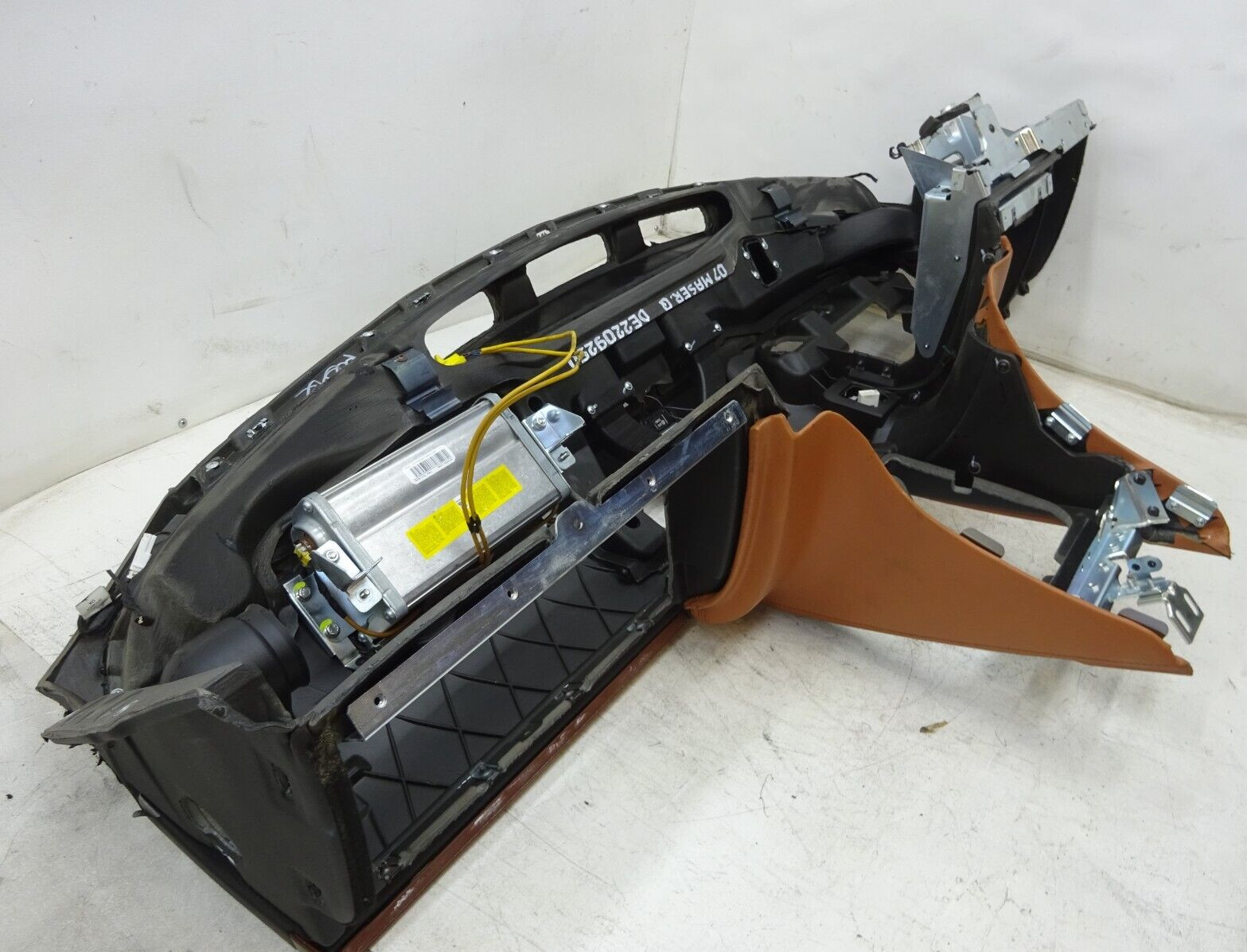 03-08 Maserati Quattroporte Front Dash Board Dashboard Panel Black OEM DE2209250