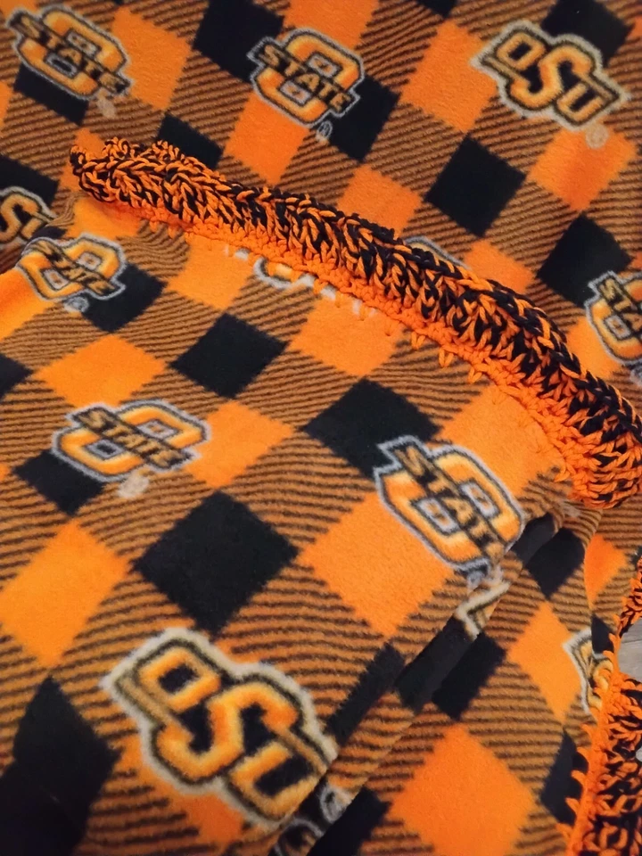 OSU Oklahoma State University Cowboys College Fleece Manta con Volantes Foto 4 de 4