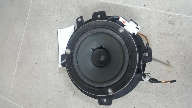 hyundai i10 rear door speakers