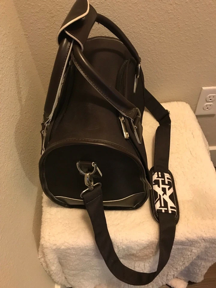 Equipaje cosmético/médico Diane Von Furstenberg DVF Signature Logo edición limitada Foto 3 de 4