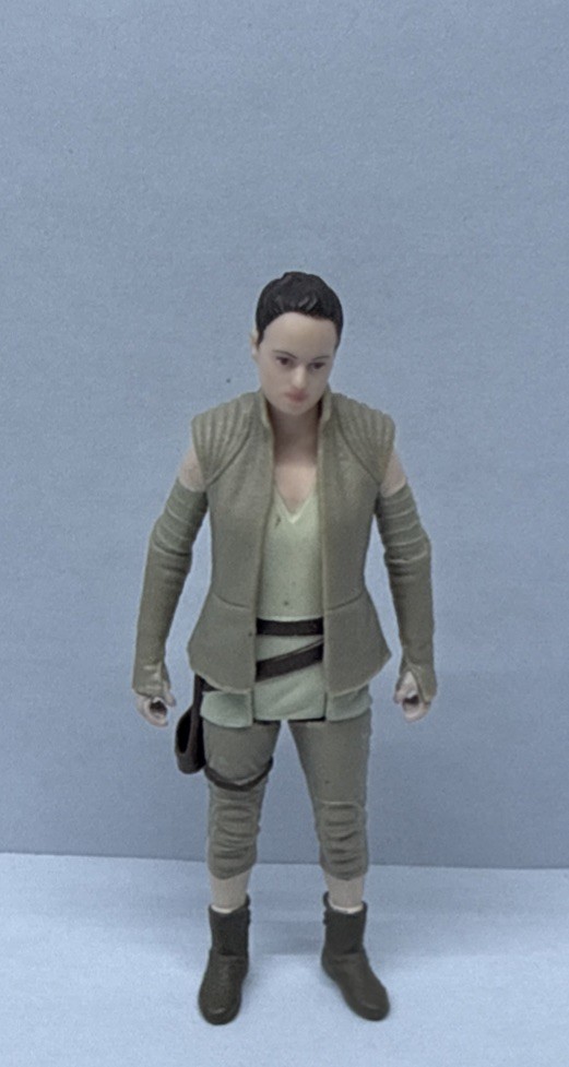 Star Wars Black Series The Last Jedi Rey 3.75 Inch Action Figure Hasbro