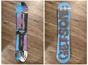 Lightly used Burton Protest 126cm Snowboard