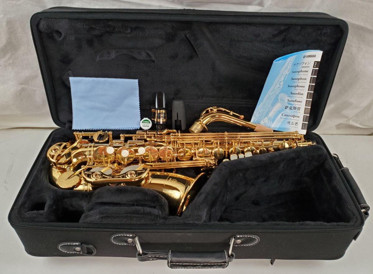 YAMAHA YAS-62III PROFESSIONAL Eb ALTO SAXOPHONE GOLD LACQUER 62