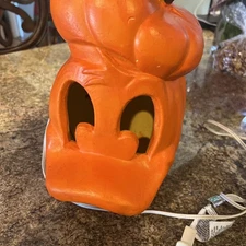 VTG Disney Halloween Donald Duck Blow Mold Light Up Pumpkin Paper Magic 1999
