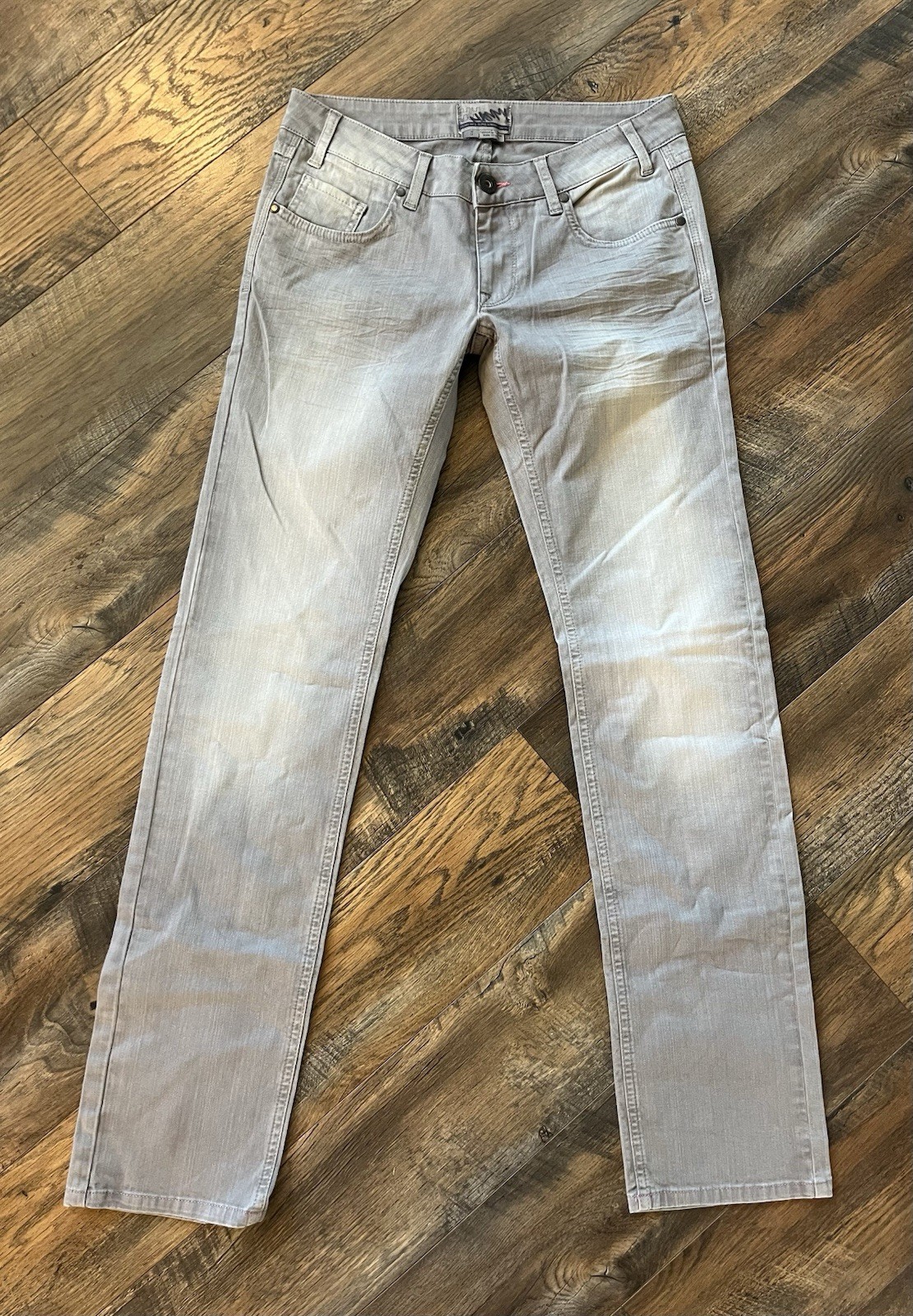 Women’s Helly Hansen Gray Straight Leg Distressed Jeans 30x34