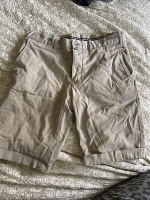 HE by mango men s Beige shorts size 28
