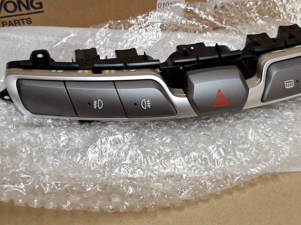 SsangYong Stavic Hazard Fog Light Switch Assembly 2014-on 8523021911HEK Genuine - Image 2 of 4