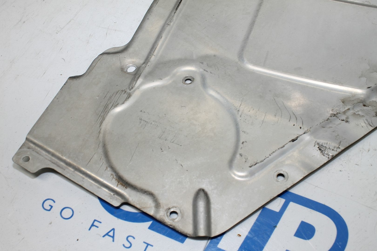  2019 LAMBORGHINI HURACAN RH PASSENGER UNDERTRAY SKID PLATE W/ SENSOR 4S0825216