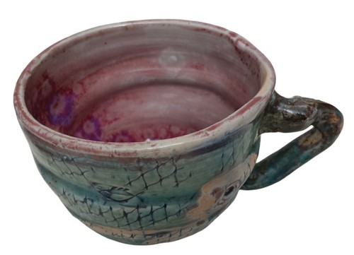 Taza de cerámica esmaltada con escamas de red de pescado artesanal Julie Bagfish rara difícil de encontrar 12 OZ - Imagen 5 de 15
