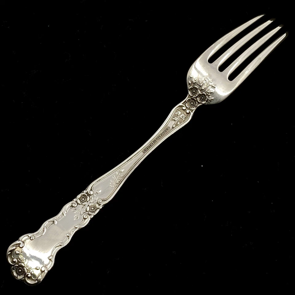 Horquilla de dientes redondeados Gorham Buttercup de plata de ley de 7" sin mono Foto 4 de 4