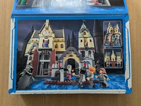 LEGO Harry Potter: Hogwarts Castle {2nd edition} (4757) with Box