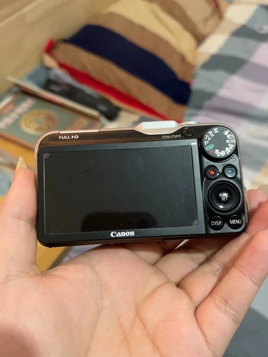Canon PowerShot SX230 HS 12.1 MP 14x Zoom Digital Camera Black English - Picture 9 of 12