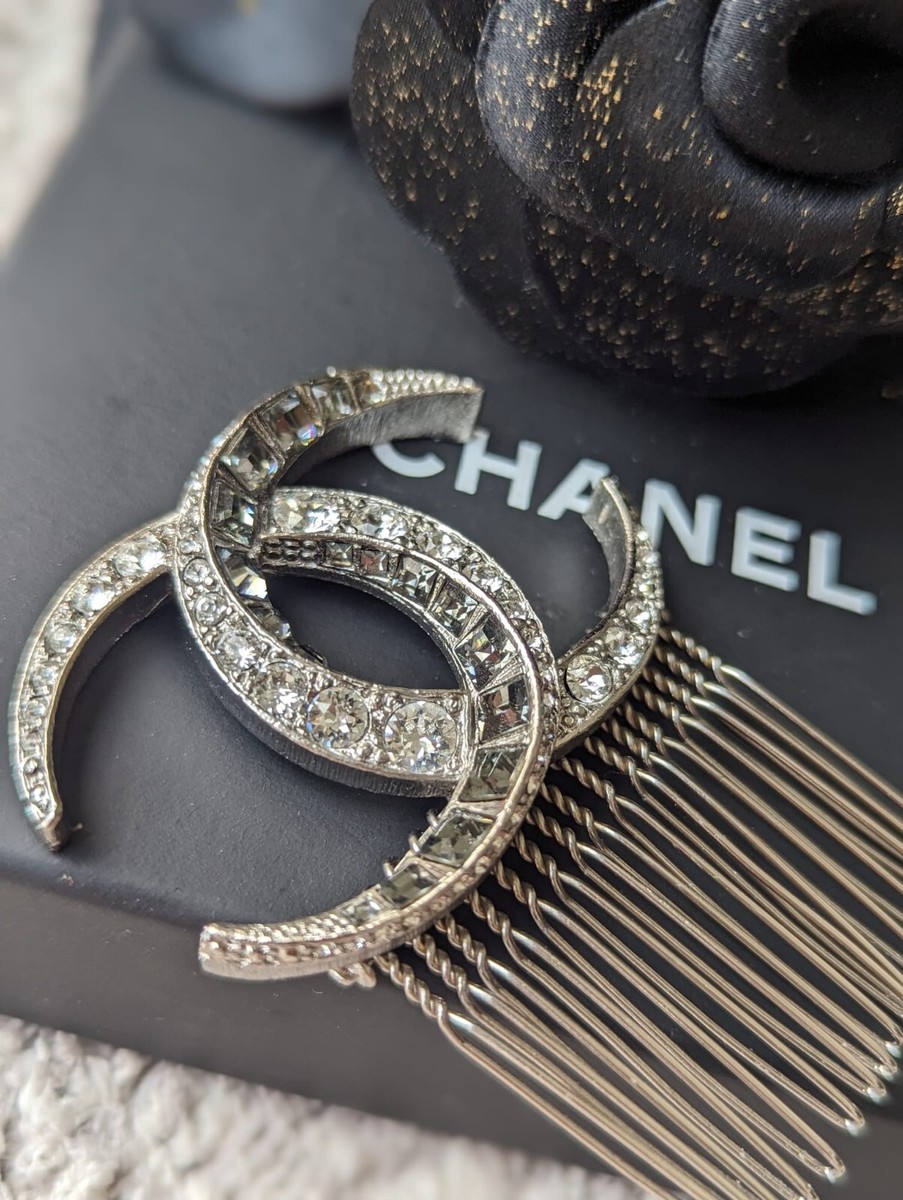 Authentic Chanel CC B15C logo Dubai Moon Collection crystal