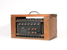1920's Edison Element Radio Battery With 77 Glass Cells & No Damage * Amazing