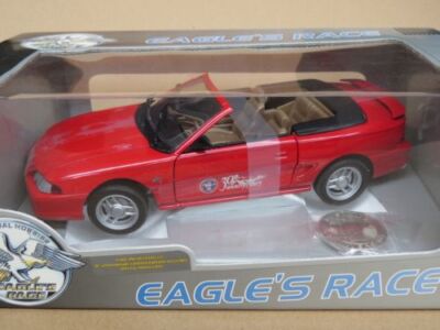 Ford Mustang GT coupé weiss 1994 von Eagle's Race 1/18 (Neu und