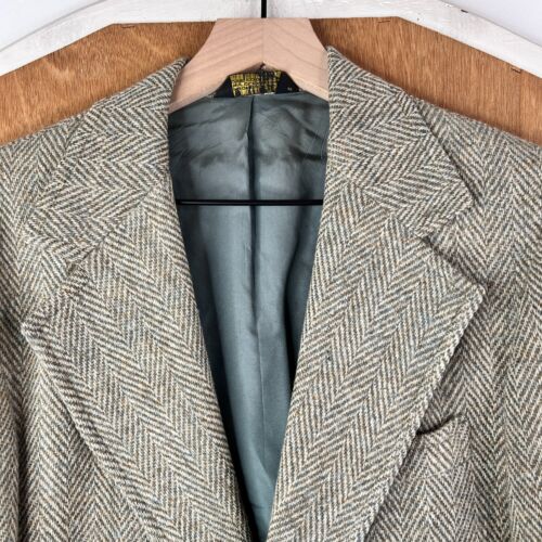 VINTAGE Harris Tweed Jacket Mens 38S Tan Herringbone Wool Scotland Sport Coat