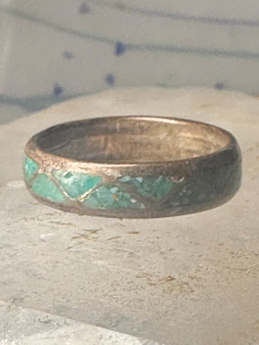 Vintage Zuni wedding band turquoise chips size 8 band sterling silver women men