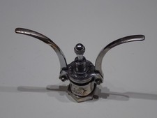 SIGILLATRICE TAPPATRICE GRAFFATRICE PER TAPPI DI BOTTIGLIA VINTAGE (ST)