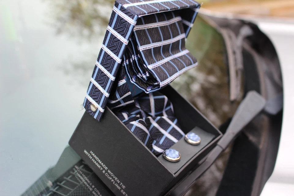 Corbata Giorgio Brutini Callezione Para Hombre Clásica Poliéster Azul Diseñador Geoémico Foto 4 de 4