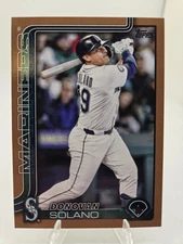 Donovan Solano 2025 Topps Baseball Update Series Gold /2025 #US281 Mariners