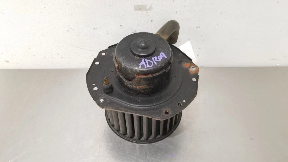 93 GMC TYPHOON TEMPERATURE HVAC BLOWER MOTOR - Image 4 of 4