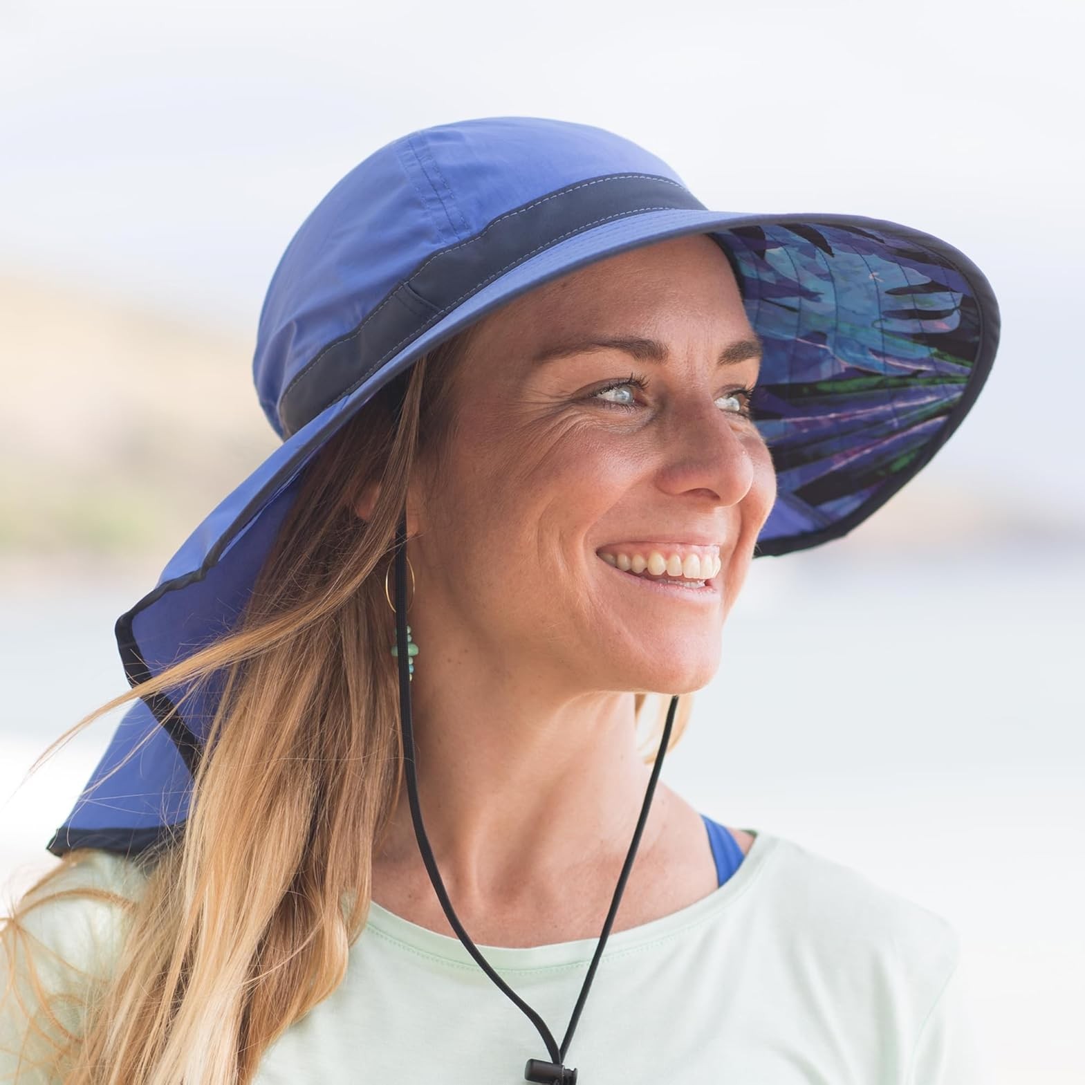Sunday Afternoons Women's Adjustable Shade Goddess Hat, Opal, Size Medium/Large
