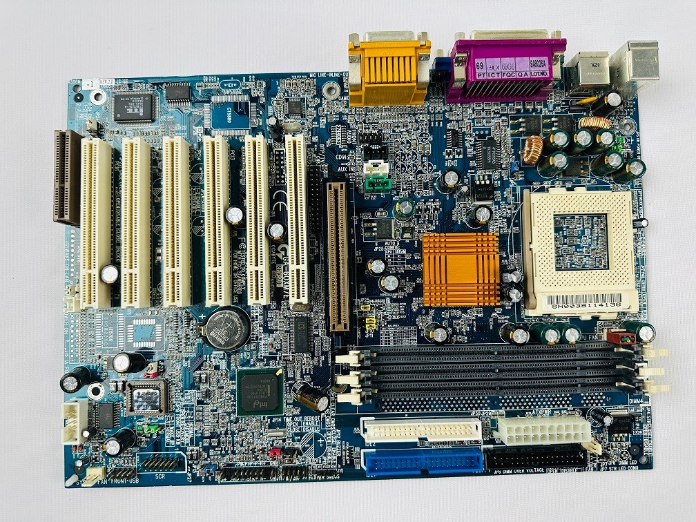 Gigabyte Technology GA-6OXM7E, Socket 370, Intel (GA-60XM7E