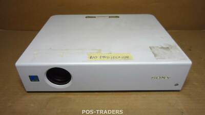 SONY VPL-CS5 Projector Beamer SVGA 3LCD 1800 Lumens POWERS ON / NO PROJECTION