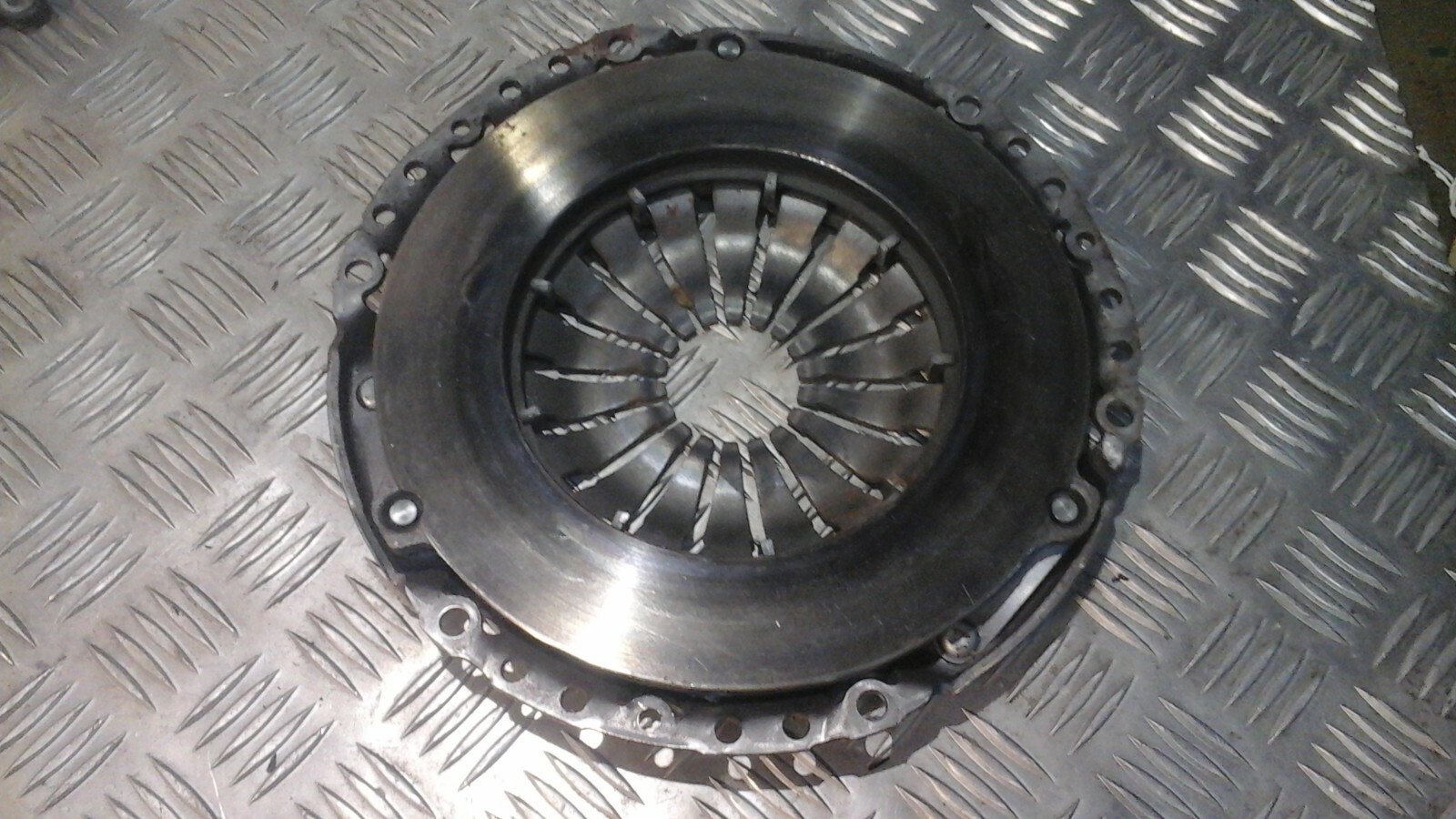 VAUXHALL ASTRA 1.7 CLUTCH KIT AND SLAVE CYLINDER 323 0665 10 / 205 13